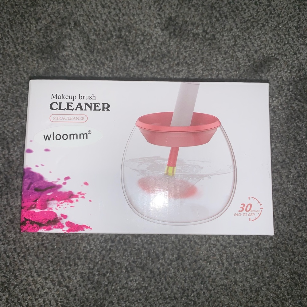Makeup brush cleaner set